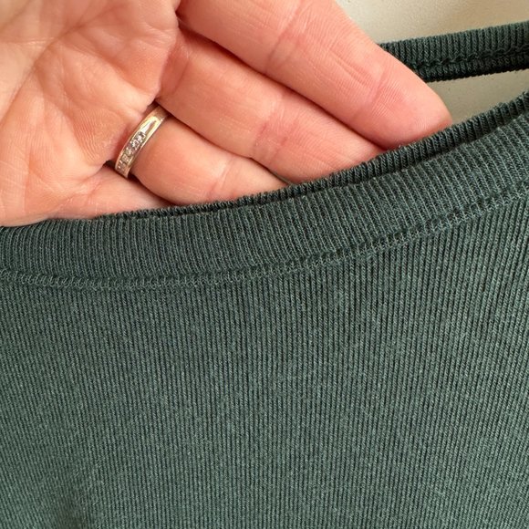 She + Sky Batwing Sweatshirt in Emerald Green - Picture 6 of 10